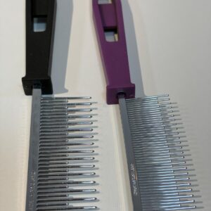 Moulting Combs